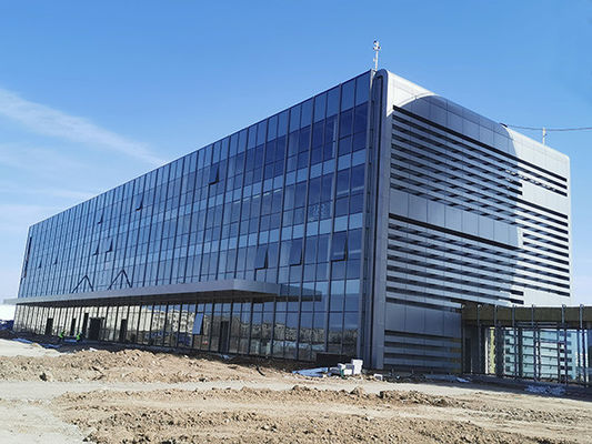 Edifício Comercial Moderno Edifício Comercial Prefabricado de Aço