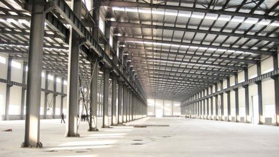 Construção de Armazéns Industriais Prefabricados Fabrica de Metal Construções de aço
